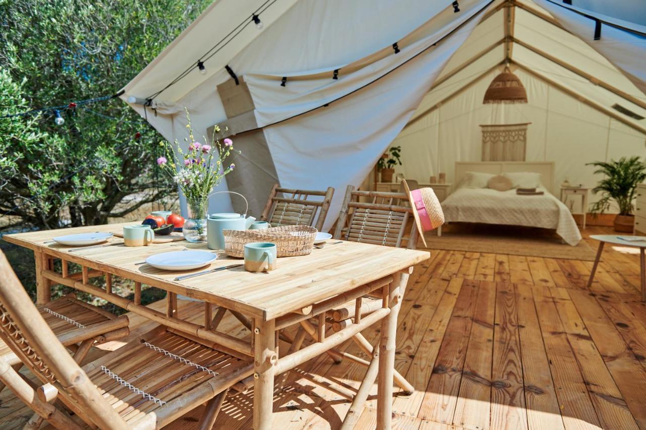 Hotel Tranquilo Glamping à Hozanejos Extérieur photo